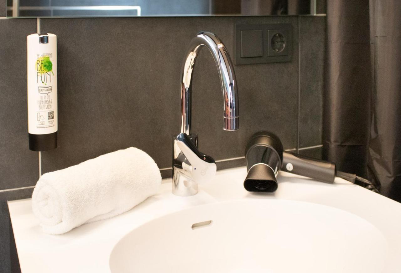 Tu Hotel By Wmm Hotels Tuningen Ngoại thất bức ảnh